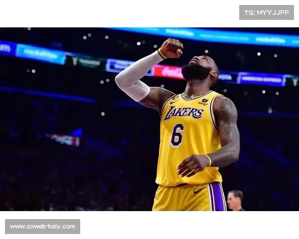 湖人加时胜太阳，詹姆斯复出砍30分10助攻